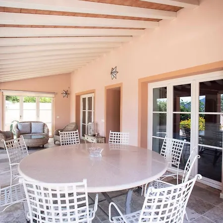 Villa Octopus Willa