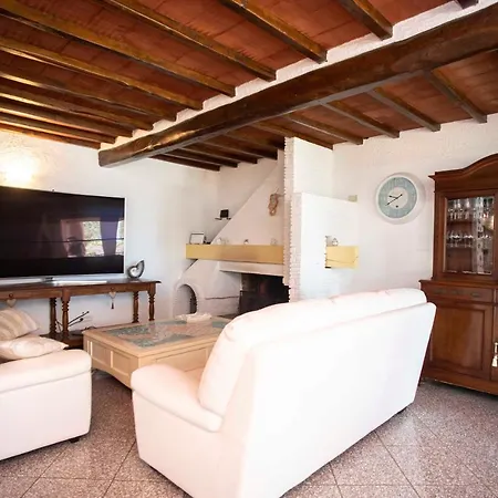 Willa Villa Octopus *